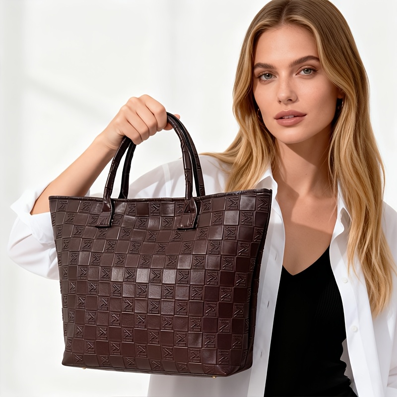 ライトラグジュアリー ディープブラウン キルティング柄 レデ - Luxury Bags Tote のレビューと価格